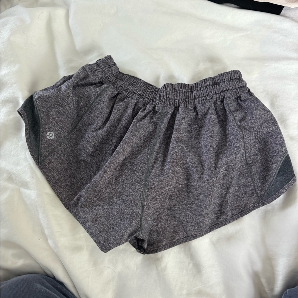 lululemon hottie hot shorts